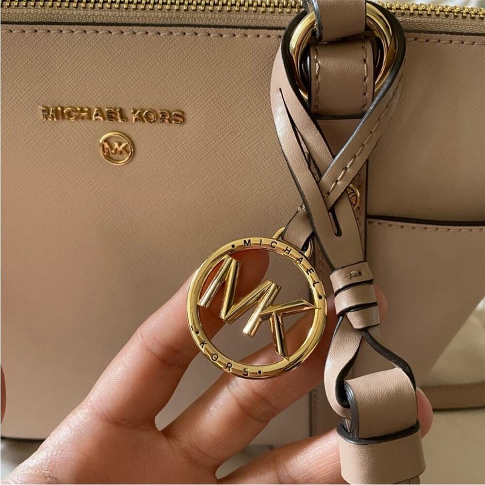 Michael Kors Nomad Tote Crossbody in Blush Pink - Picture 11 of 12
